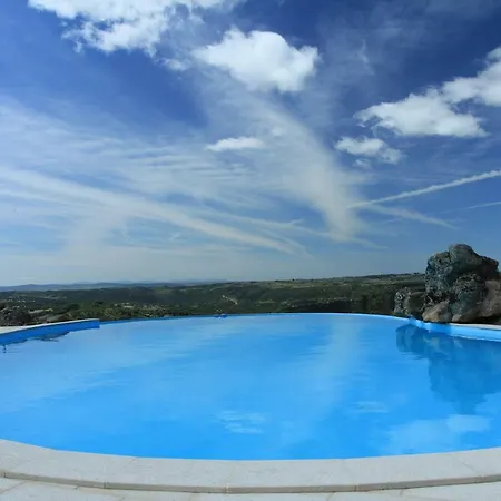 Tapada Da Serra Farm stay